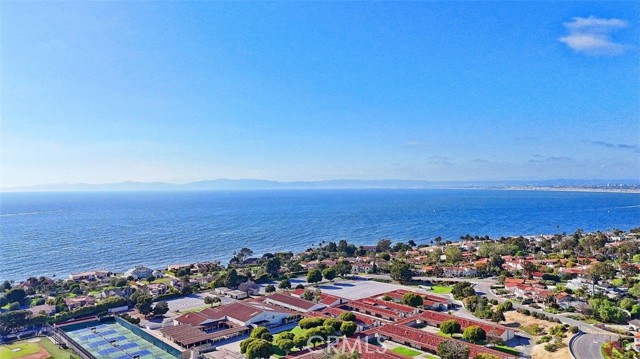 2112 Via Pacheco, Palos Verdes Estates, CA 90274