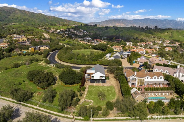 18177 Knoll Hill, Granada Hills, CA 91344