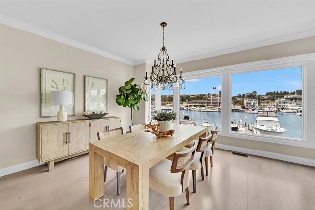 209 E Bay Front, Newport Beach, CA 92662