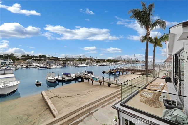 209 E Bay Front, Newport Beach, CA 92662