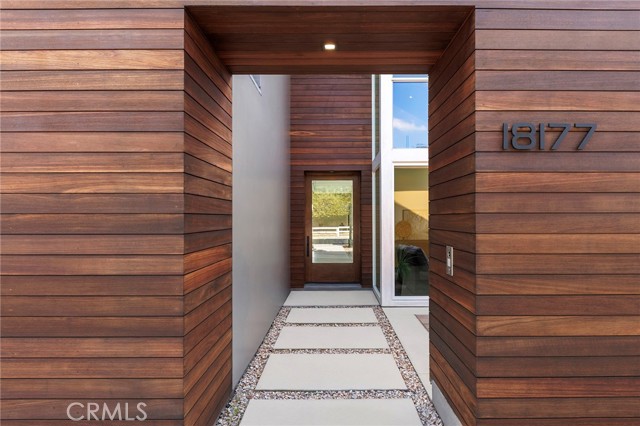 18177 Knoll Hill, Granada Hills, CA 91344