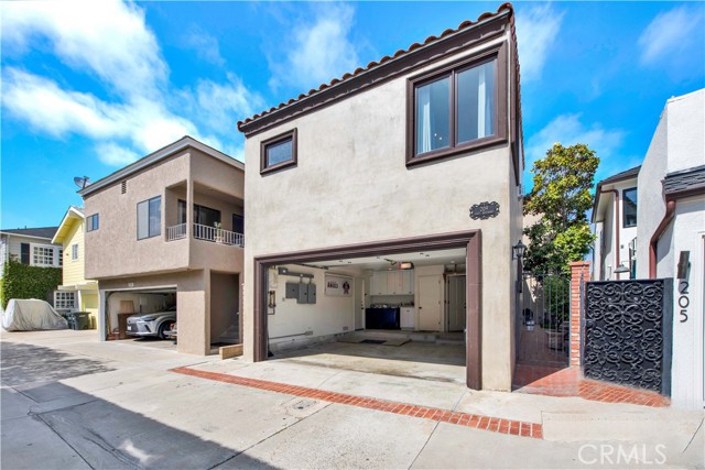 209 E Bay Front, Newport Beach, CA 92662