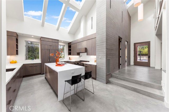 18177 Knoll Hill, Granada Hills, CA 91344