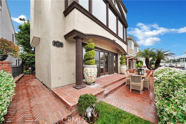 209 E Bay Front, Newport Beach, CA 92662