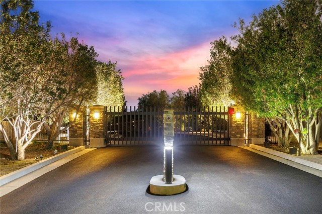 18177 Knoll Hill, Granada Hills, CA 91344