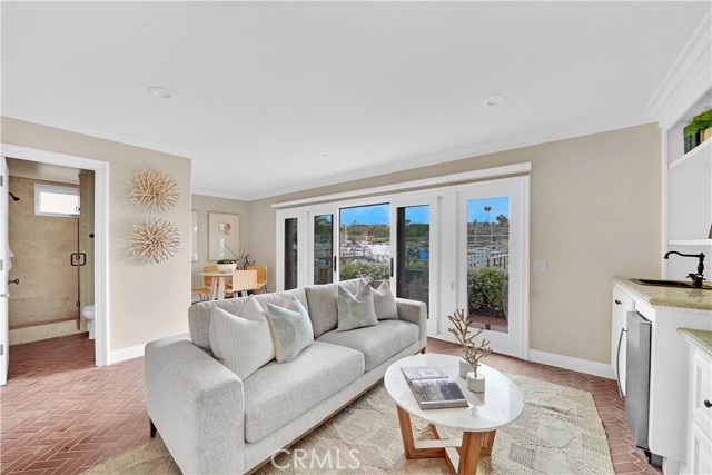 209 E Bay Front, Newport Beach, CA 92662