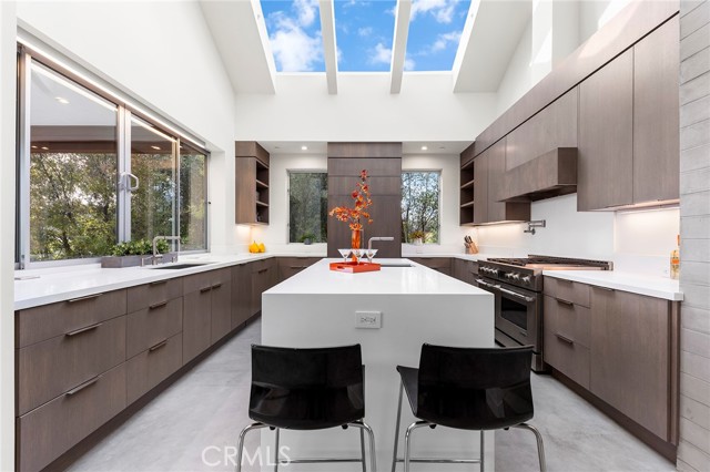 18177 Knoll Hill, Granada Hills, CA 91344