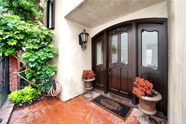 209 E Bay Front, Newport Beach, CA 92662