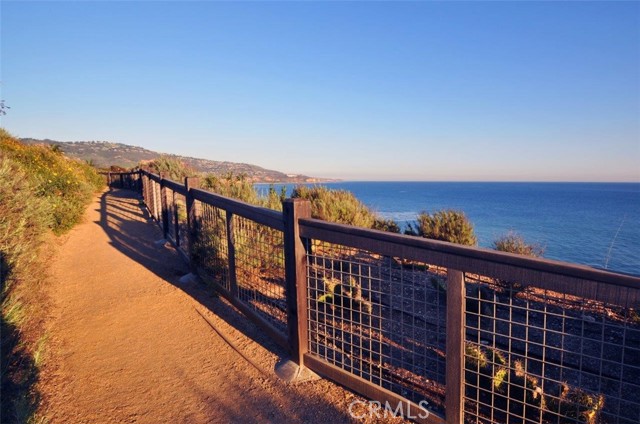 6501 Beachview Drive, Rancho Palos Verdes, CA 90275