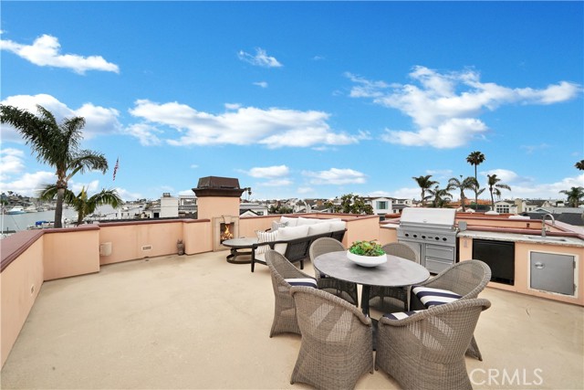 209 E Bay Front, Newport Beach, CA 92662