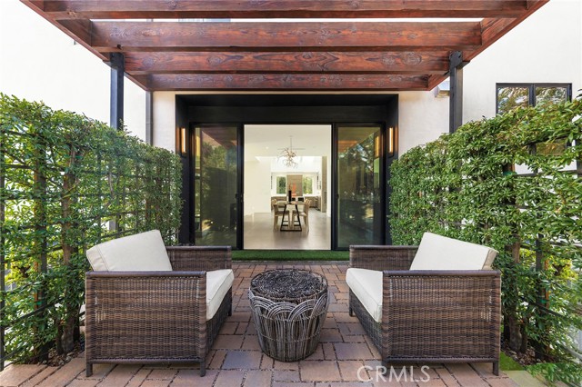 18177 Knoll Hill, Granada Hills, CA 91344